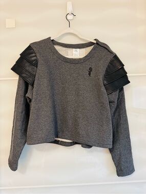 Disney Japan Edna Mode sweater grey black avante garde L DISNEYSEA TOKYO